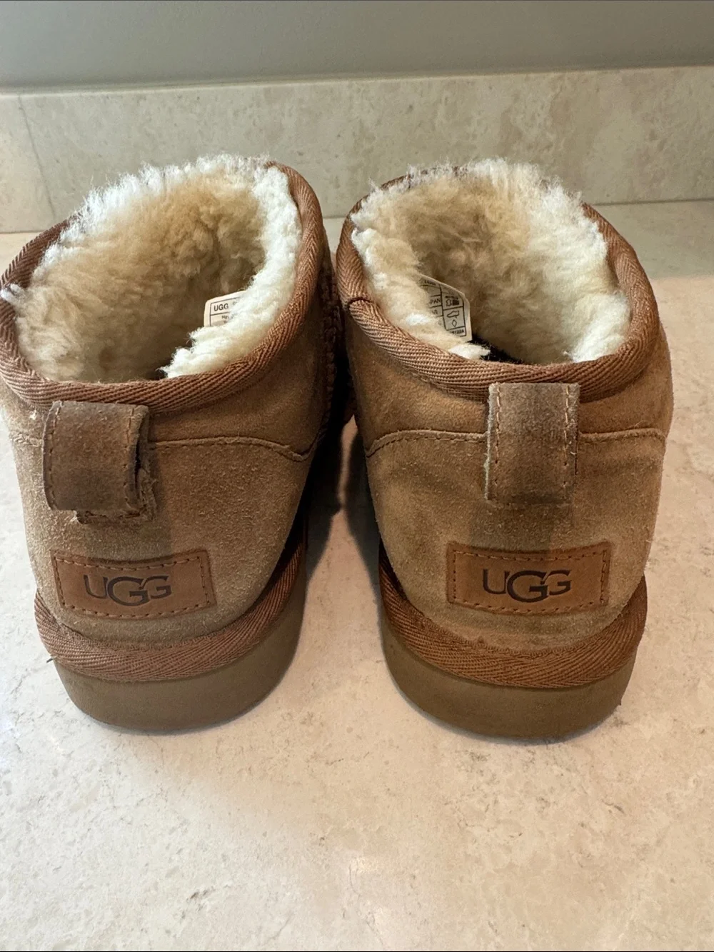UGG Kids Mini Suede Shearling Boots - Chestnut Brown
